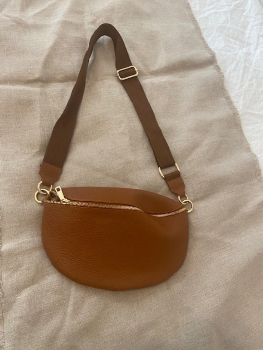 Simons Brown leather crossbody